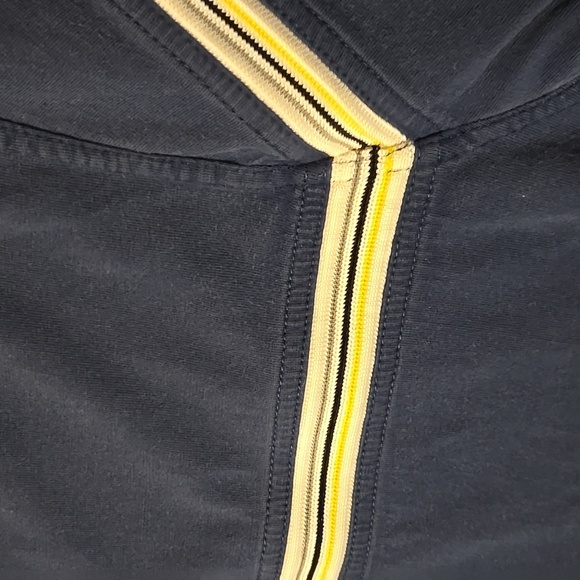 Vintage Gotcha Elastic Striped T-Shirt (L) - Picture 3 of 6